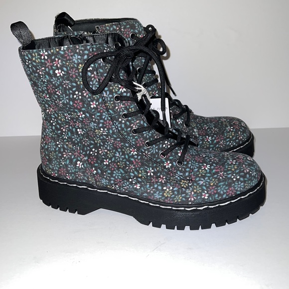 Sincerely Jules Harley Floral Combat Boots Size - Picture 2 of 8